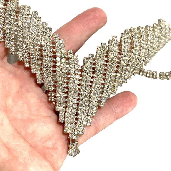 Vintage Silver Choker Necklace Rhinestone Encrusted Clear White Bib Collar Disco - Picture 10 of 10
